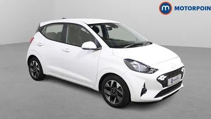 Used Hyundai i10 Advanced 63 HP (46 kW) 2025 White Hatchback