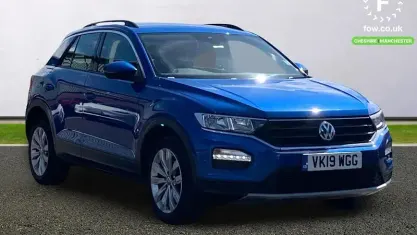 Used VW T-Roc SE 116 HP (85 kW) 2019 Blue SUV