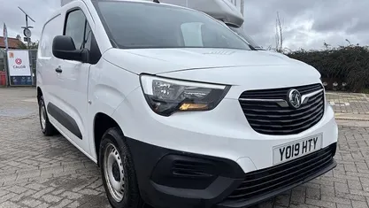 Used Vauxhall Combo Edition 102 HP (75 kW) 2019 MPV