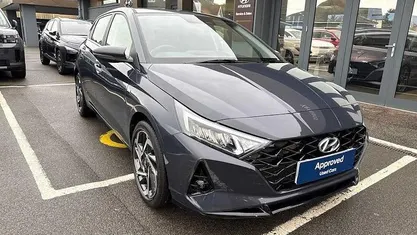 Used Hyundai i20 Premium 101 HP (74 kW) 2023 Hatchback