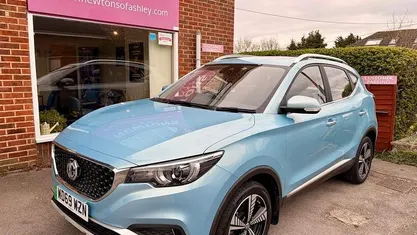 Used MG ZS Exclusive 105 kW (143 HP) 2020 Blue SUV