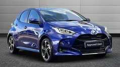 Blue Used 2025 Toyota Yaris Hybrid Hatchback | £25,995 (Fair price)