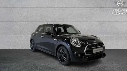Used Mini Cooper S Sport 192 HP (141 kW) 2020 Black Hatchback