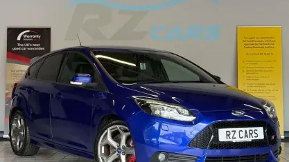 Used Ford Focus ST 250 HP (183 kW) 2013 Blue Hatchback