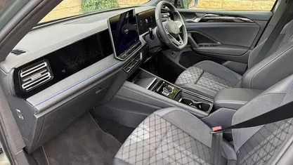 Used VW Tiguan R-line 272 HP (200 kW) 2025 SUV