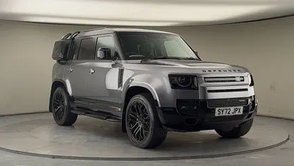 Used Land Rover Defender SE Dynamic 249 HP (183 kW) 2025 SUV