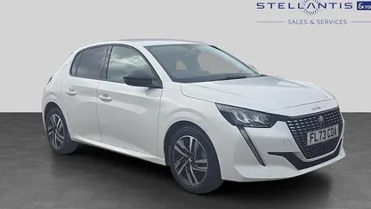 Used Peugeot 208 Allure+ 102 HP (75 kW) 2023 Hatchback