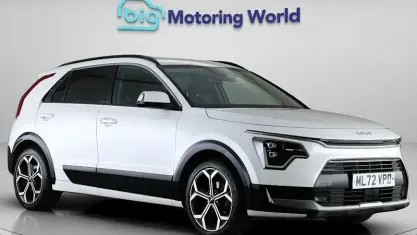 Używany Kia Niro 141 KM (103 kW) 2022 Biały SUV