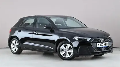 Usado Audi A1 Sportback 95 HP (69 kW) 2023 Preto Citadino