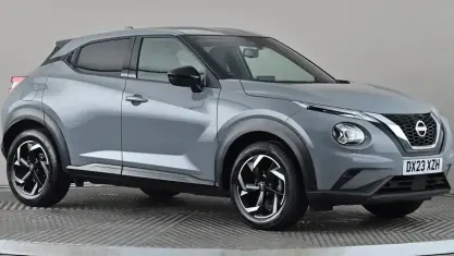 Used Nissan Juke N-Connecta 114 HP (83 kW) 2023 Grey SUV