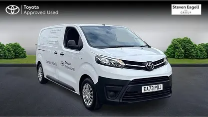 Used 2024 Toyota Proace MPV | £17,300 (Fair price)