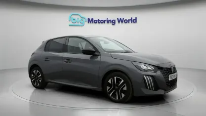 Used Peugeot 208 Allure 101 HP (74 kW) 2024 Grey Hatchback