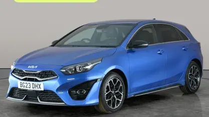 Usado Kia Ceed GT-Line 160 HP (117 kW) 2023 Azul Citadino