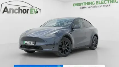 Used Tesla Model Y Long Range AWD 286 kW (389 HP) 2025 SUV