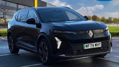Begagnad Renault Scenic E-Tech Techno 160 kW (218 HK) 2024 Svart SUV