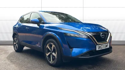 Used Nissan Qashqai Acenta Premium 190 HP (139 kW) 2023 Blue SUV