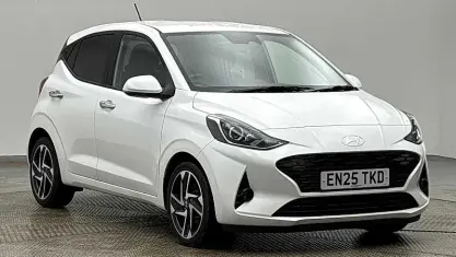Used Hyundai i10 Premium 79 HP (58 kW) 2026 Hatchback