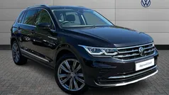 Black Used 2022 VW Tiguan Elegance SUV | £27,350 (Fair price)