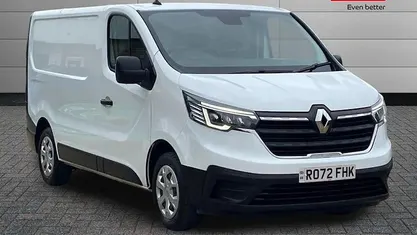 Used 2022 Renault Trafic Business MPV | £15,954 (Fair price)