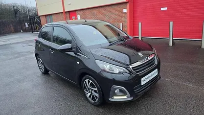 Used Peugeot 108 Allure 82 HP (60 kW) 2014 Hatchback