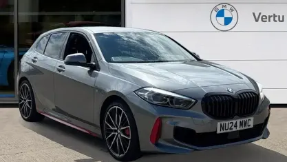 Begagnad BMW 128 Comfort Edition 265 HK (194 kW) 2024 Grå Halvkombi