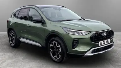 Used Ford Kuga Active 179 HP (131 kW) 2025 Green SUV