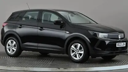 Used Vauxhall Grandland X Design Edition 131 HP (96 kW) 2024 SUV