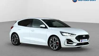 Used Ford Focus ST-Line X 155 HP (114 kW) 2023 White Hatchback