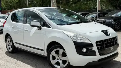 Used Peugeot 3008 Active 116 HP (85 kW) 2013 White Estate