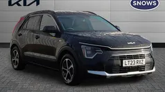 Midnight black Used 2023 Kia Niro SUV | £19,599 (Good price)