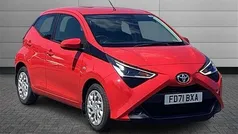 Red Used 2022 Toyota Aygo X-play Hatchback | £10,399 (Fair price)