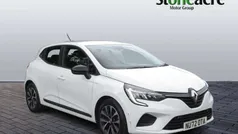 Used 2022 Renault Clio V Evolution Hatchback | £13,000 (Fair price)