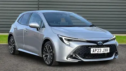 Second-hand Toyota Corolla Design 140 CP (102 kW) 2026 Hatchback