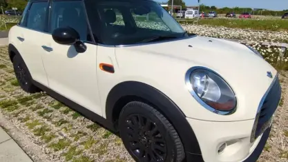 Used Mini Cooper Pepper 136 HP (100 kW) 2017 White Hatchback