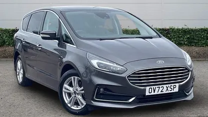 Used Ford S-MAX Titanium 190 HP (139 kW) 2022 Grey MPV