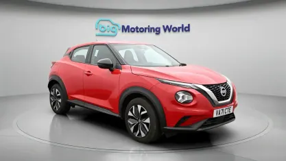 Second-hand Nissan Juke Acenta 114 CP (83 kW) 2022 Roșu SUV