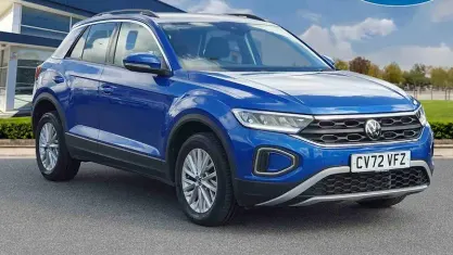 Used VW T-Roc Life 110 HP (80 kW) 2022 Blue SUV