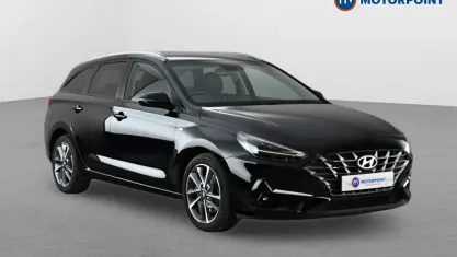 Used Hyundai i30 Premium 120 HP (88 kW) 2023 Black Estate