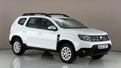 Used Dacia Duster Comfort 91 HP (66 kW) 2022 White SUV