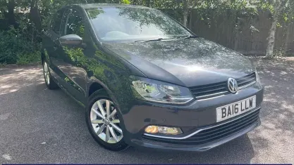 Begagnad VW Polo Match 90 HK (66 kW) 2016 Grå Halvkombi