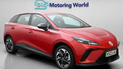 Used MG MG4 EV SE 150 kW (204 HP) 2023 Red Hatchback