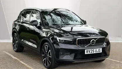 Usado Volvo XC40 Ultra 163 HP (119 kW) 2026 SUV
