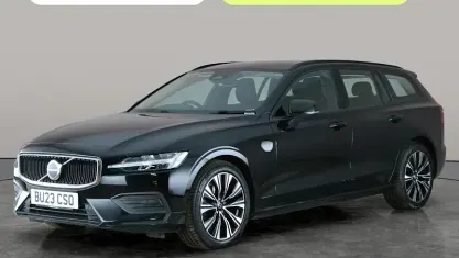 Used Volvo V60 Core 163 HP (119 kW) 2022 Black Estate