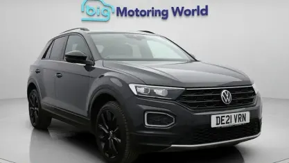 Usado VW T-Roc Black Edition 150 HP (110 kW) 2021 SUV