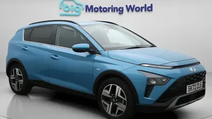 Usado Hyundai Bayon Premium 101 HP (74 kW) 2023 Turquesa SUV