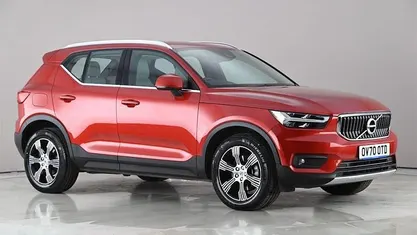 Usado Volvo XC40 Inscription 250 HP (183 kW) 2020 Vermelho SUV