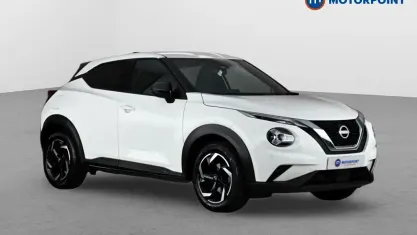 Used Nissan Juke N-Connecta 114 HP (83 kW) 2023 White SUV