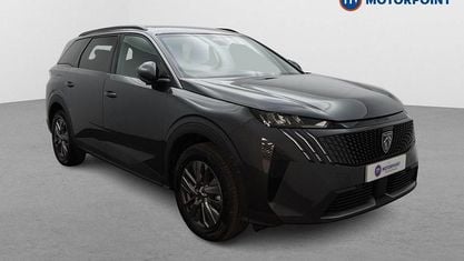 Używany Peugeot 5008 Allure 145 KM (106 kW) 2025 Szary SUV
