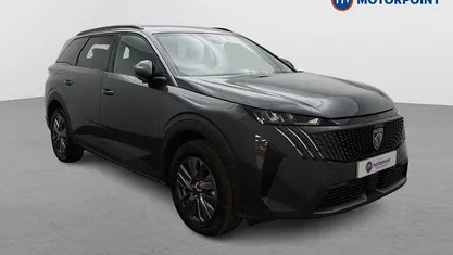 Begagnad Peugeot 5008 Allure 145 HK (106 kW) 2025 Grå SUV