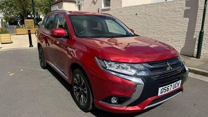 Używany Mitsubishi Outlander P-HEV 203 KM (149 kW) 2018 Kombi